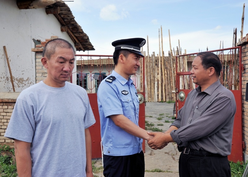 让爱回家剧照的剧照