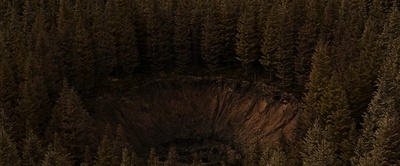 地面之洞剧照的剧照