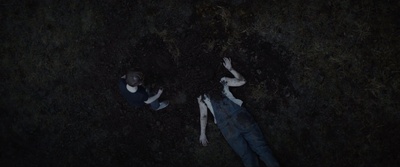 地面之洞剧照的剧照