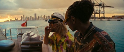 海滩流浪汉剧照的剧照