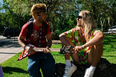 海滩流浪汉剧照的剧照