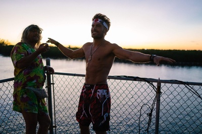 海滩流浪汉剧照的剧照