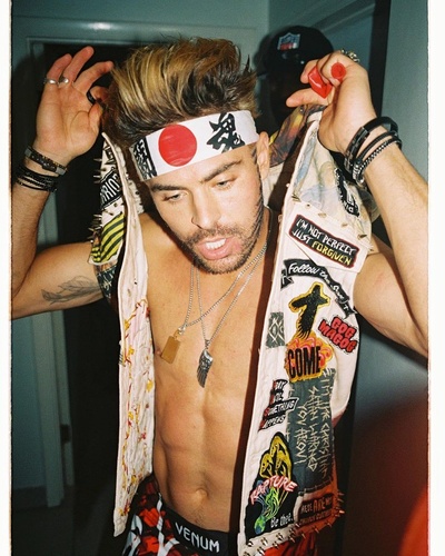 海滩流浪汉剧照的剧照