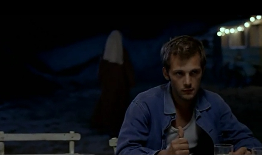 四月之恋剧照的剧照