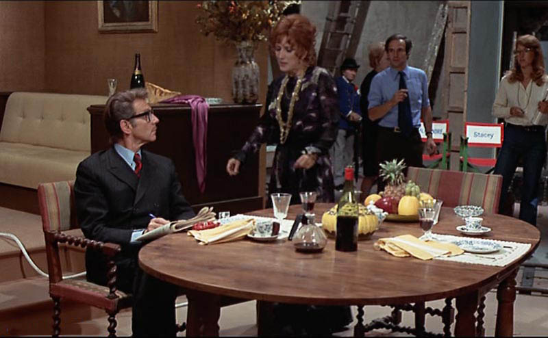 日以作夜剧照的剧照