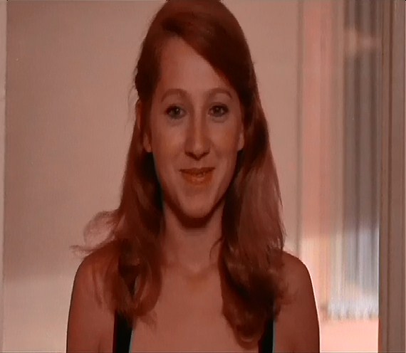 日以作夜剧照的剧照