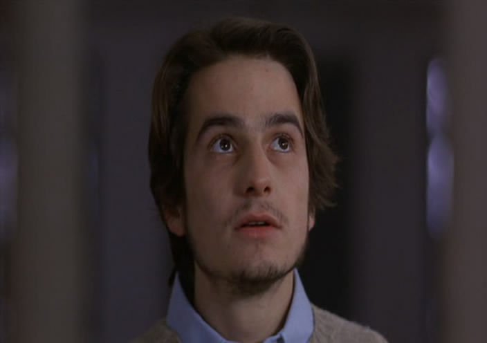 日以作夜剧照的剧照