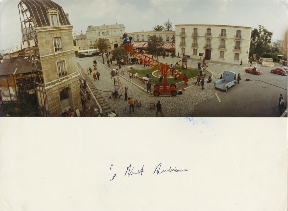 日以作夜剧照的剧照