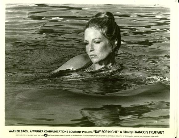 日以作夜剧照的剧照