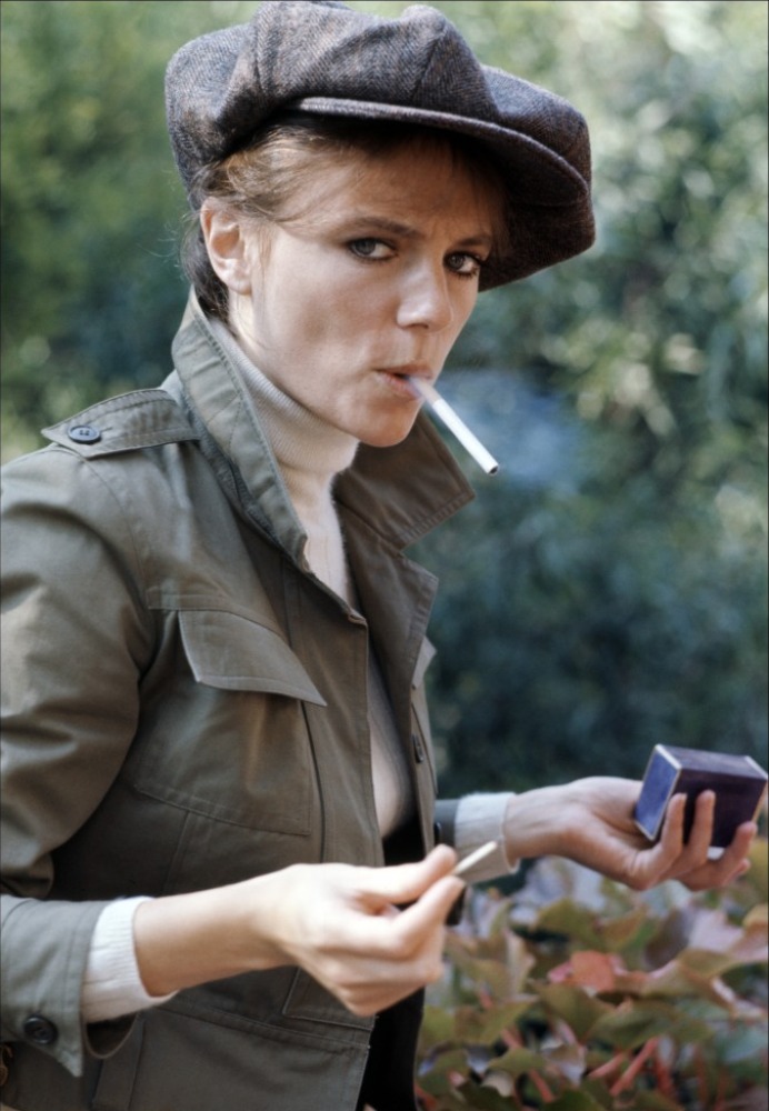 日以作夜剧照的剧照