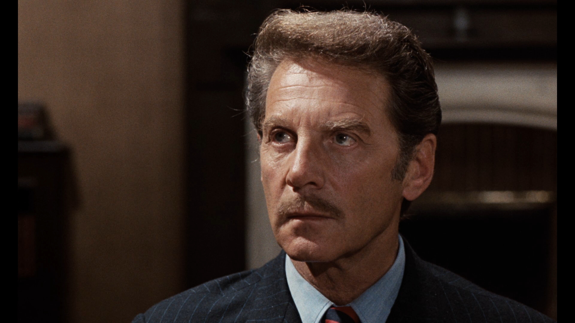 日以作夜剧照的剧照