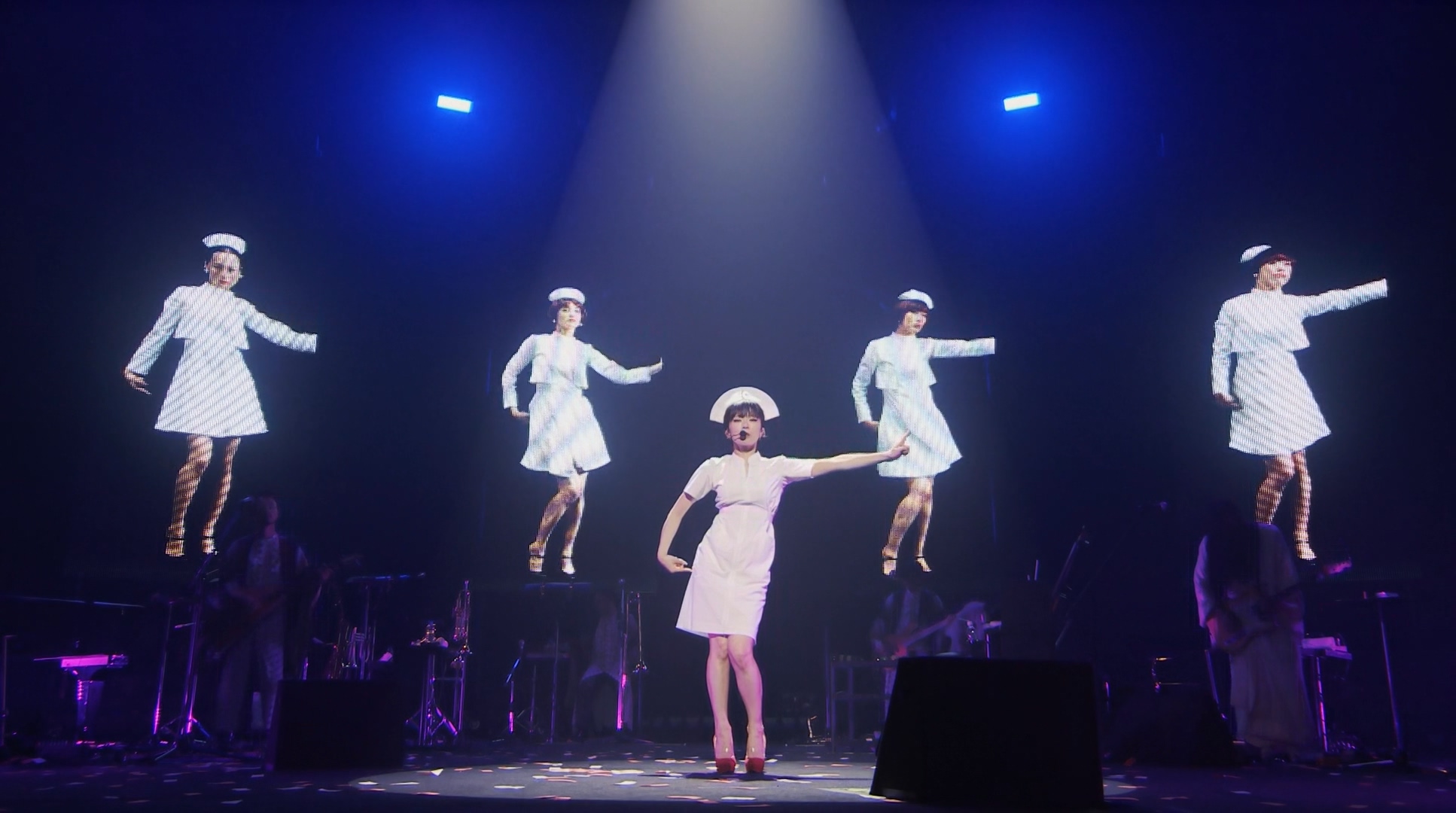 椎名林檎と彼奴等がゆく百鬼夜行2015剧照的剧照