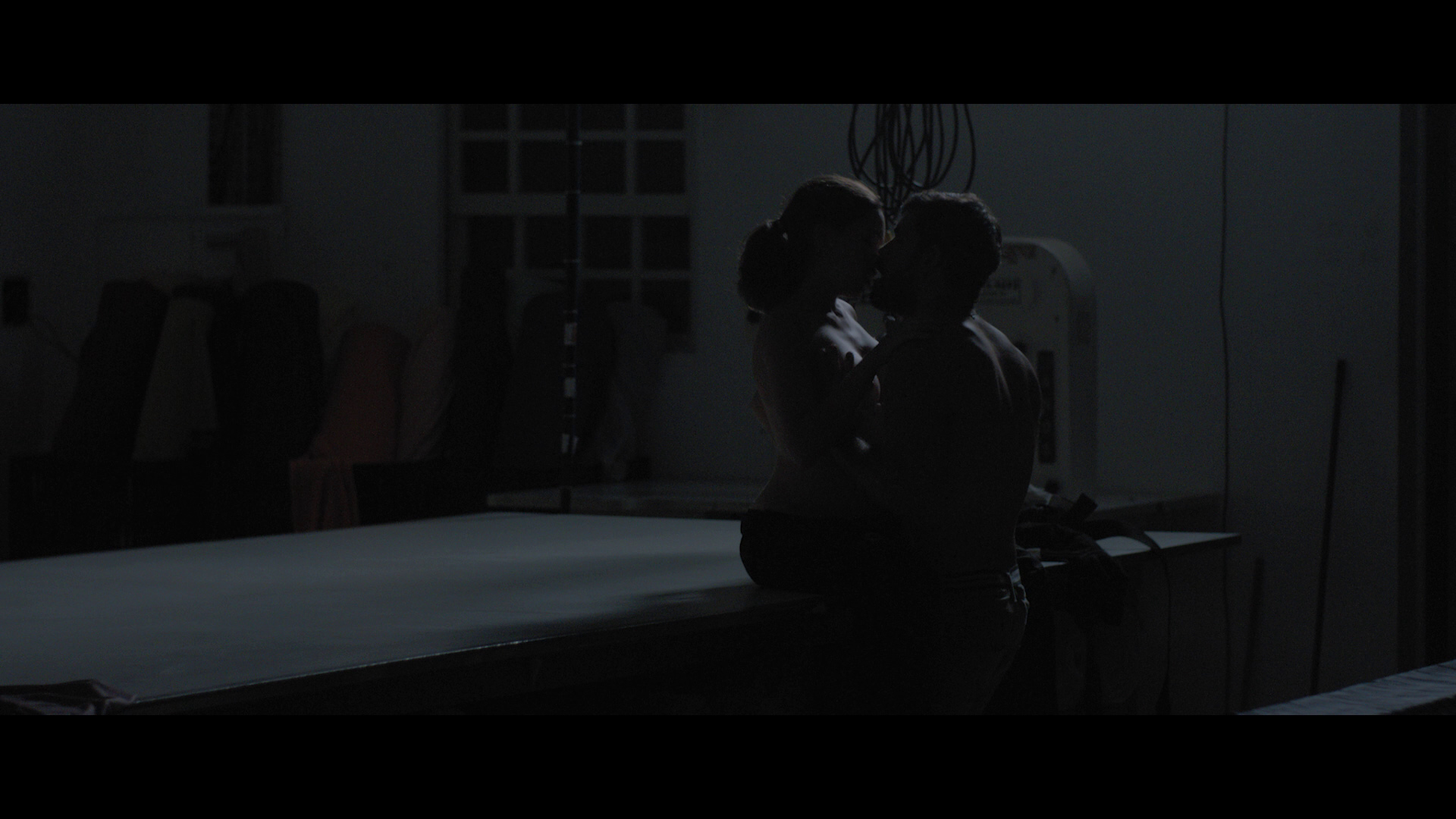 霓虹牛剧照的剧照