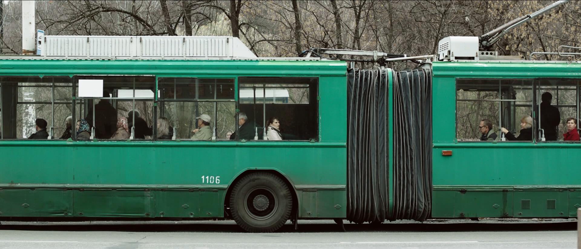 聋哑部落剧照的剧照