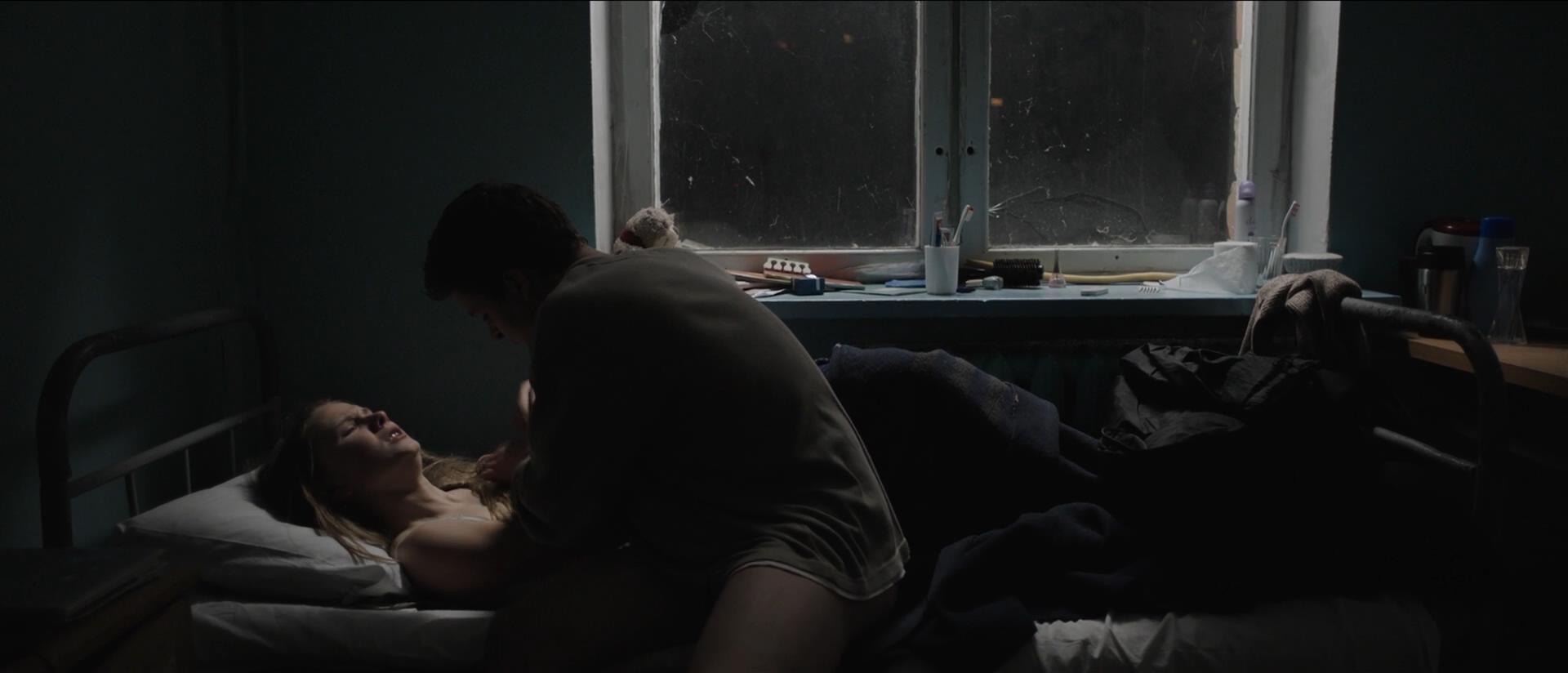 聋哑部落剧照的剧照