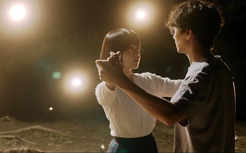 琉璃庭院剧照的剧照