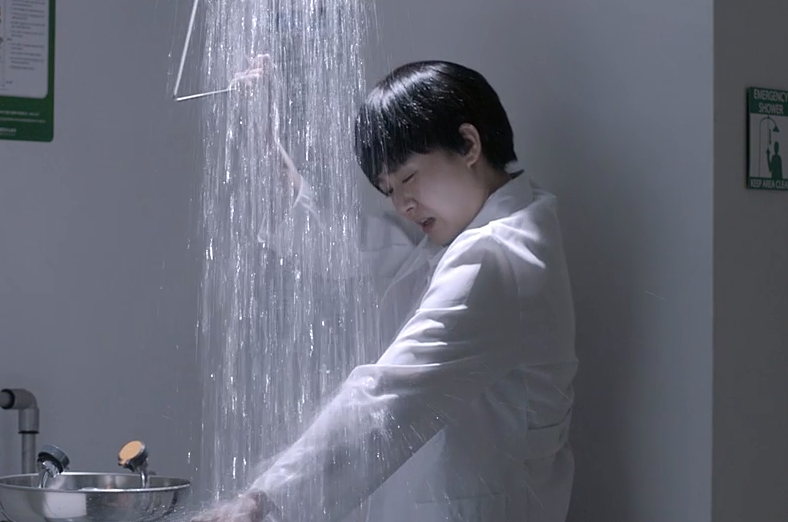 琉璃庭院剧照的剧照