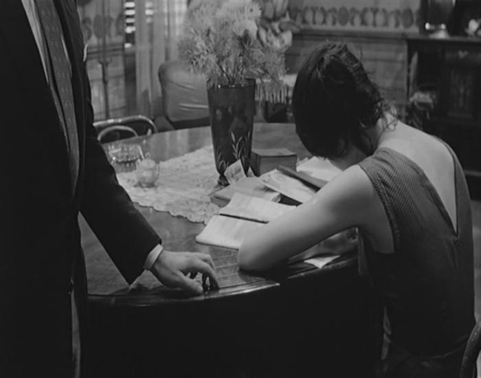 被诱惑被遗弃的女人剧照的剧照