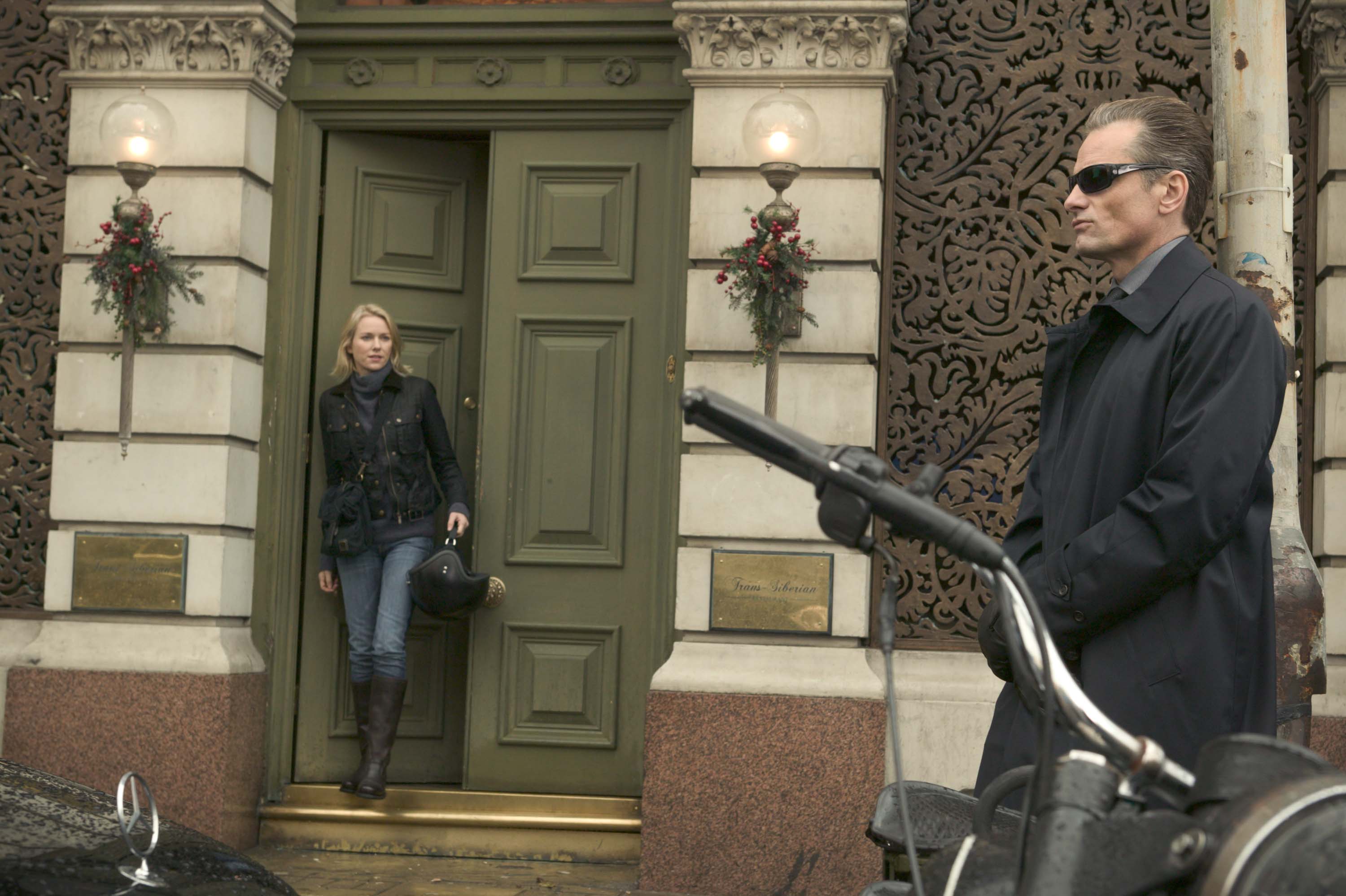 东方的承诺剧照的剧照