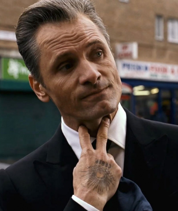 东方的承诺剧照的剧照