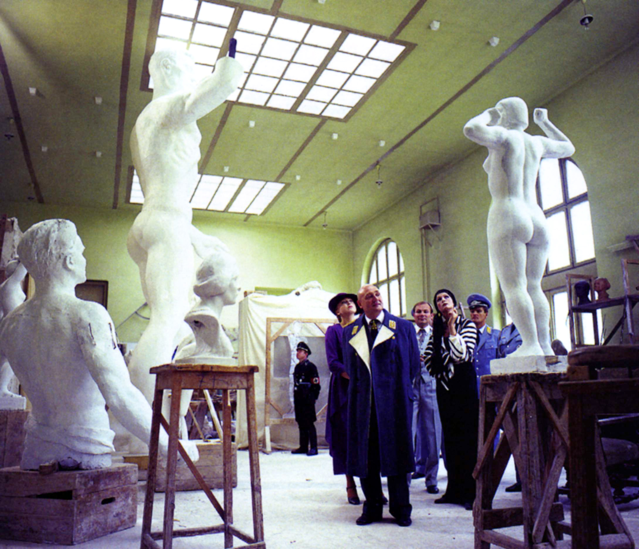 靡菲斯特剧照的剧照