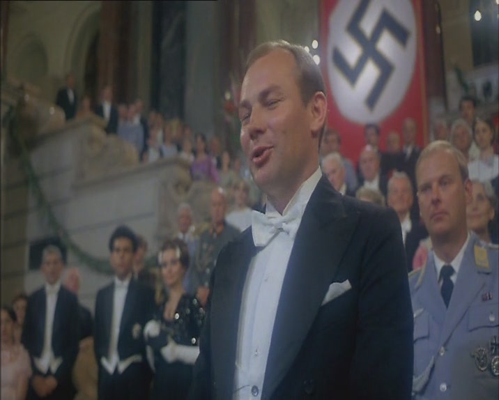 靡菲斯特剧照的剧照