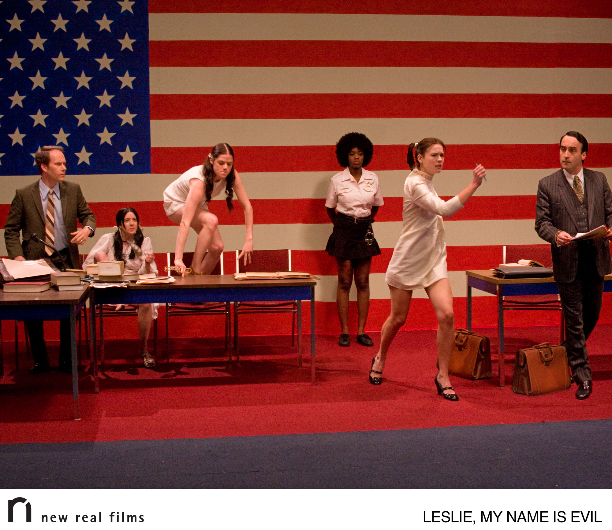 莱斯利，我的名字叫魔鬼剧照的剧照