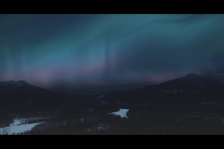 这里，那里剧照的剧照