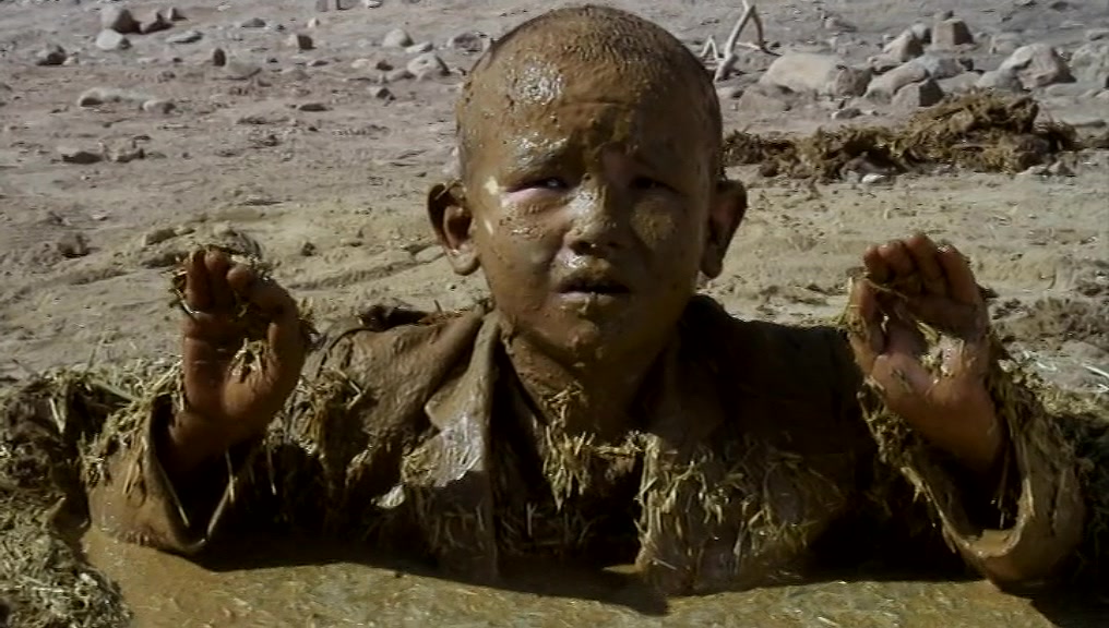 佛在耻辱中倒塌剧照的剧照