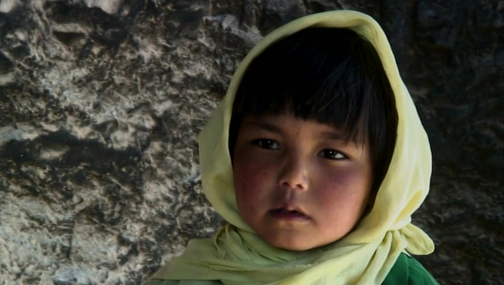 佛在耻辱中倒塌剧照的剧照