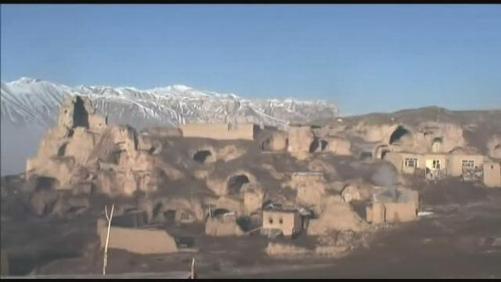 佛在耻辱中倒塌剧照的剧照