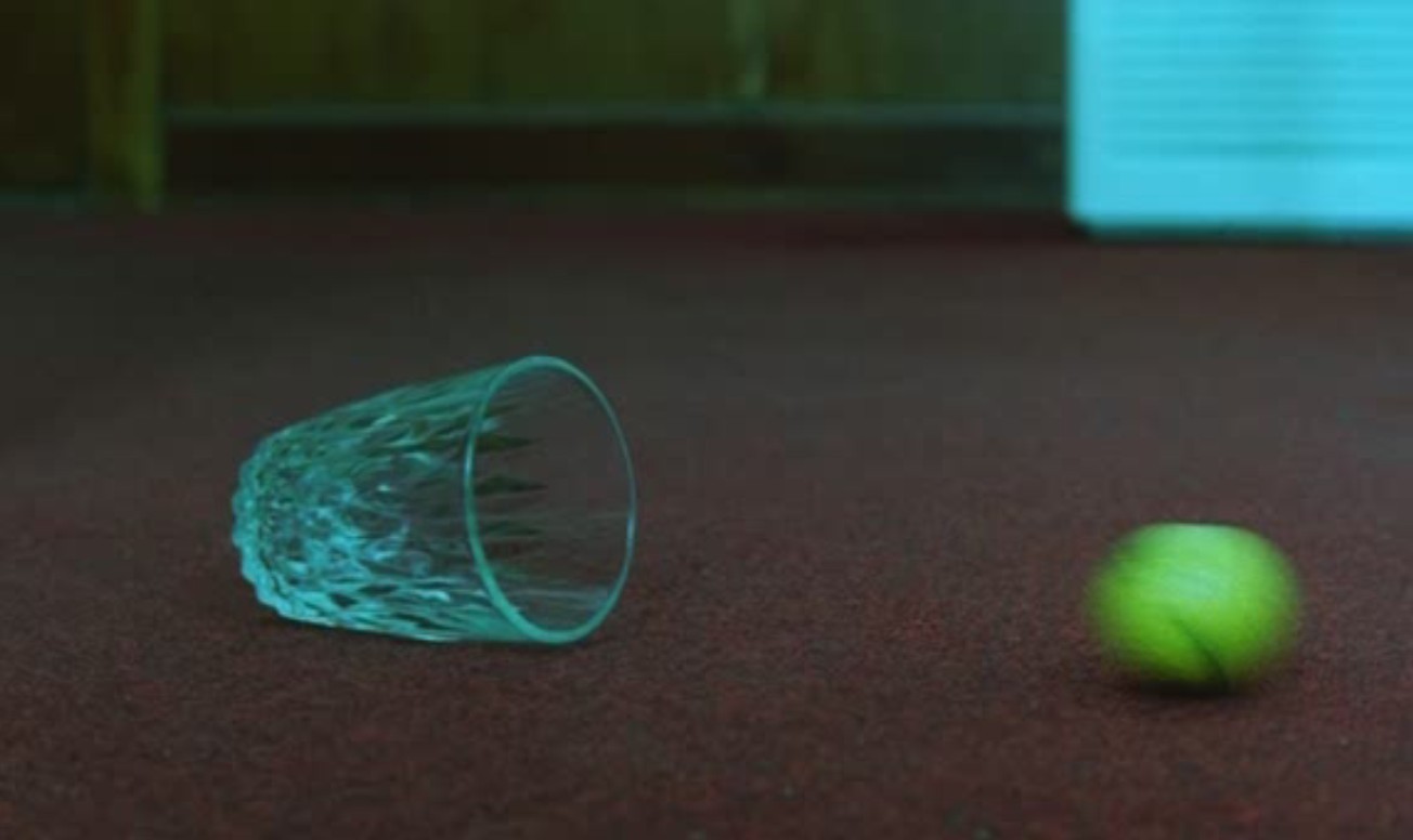 航向热带岛屿的冰山剧照的剧照