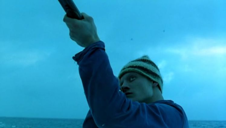 航向热带岛屿的冰山剧照的剧照