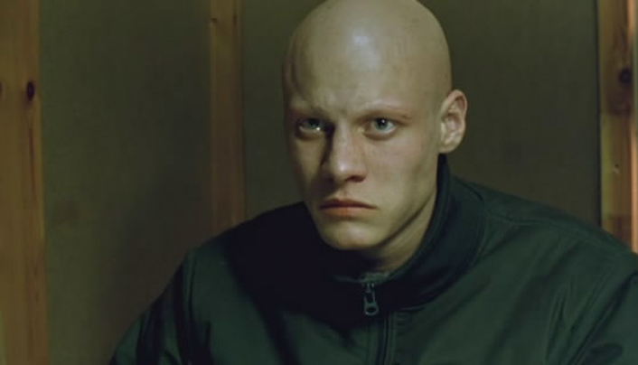 航向热带岛屿的冰山剧照的剧照