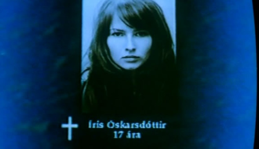 航向热带岛屿的冰山剧照的剧照