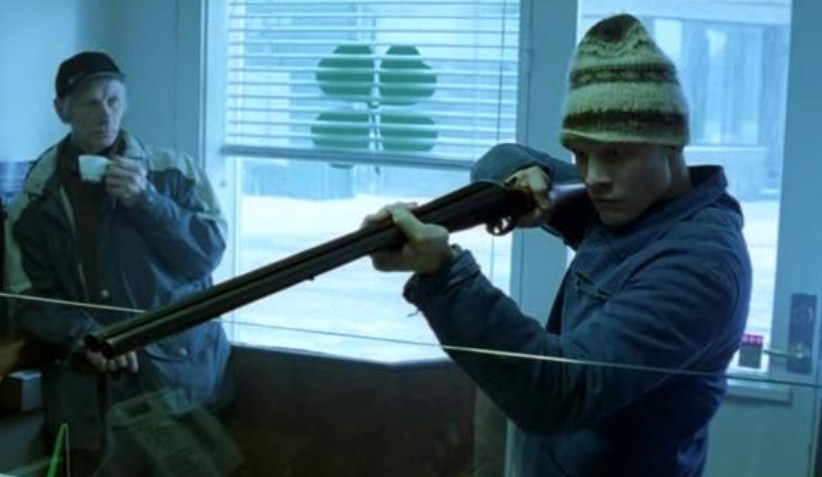 航向热带岛屿的冰山剧照的剧照