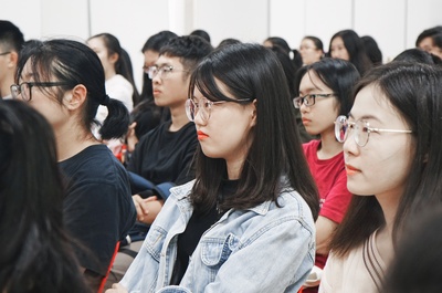 进击的男孩剧照的剧照