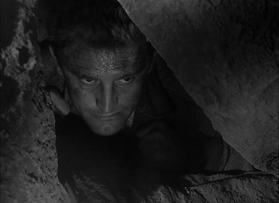 倒扣的王牌剧照的剧照