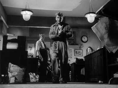 倒扣的王牌剧照的剧照