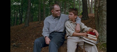 弹簧折刀剧照的剧照