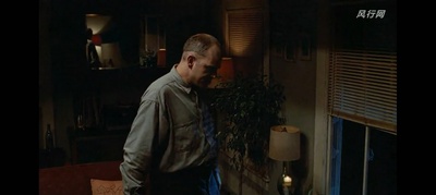 弹簧折刀剧照的剧照