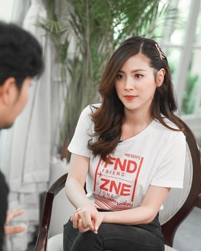 友情以上剧照的剧照