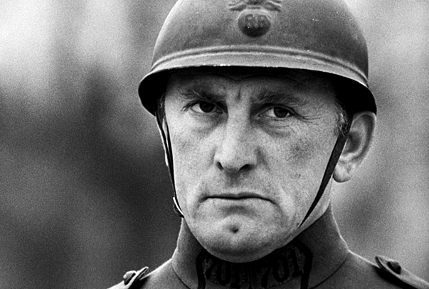 光荣之路剧照的剧照