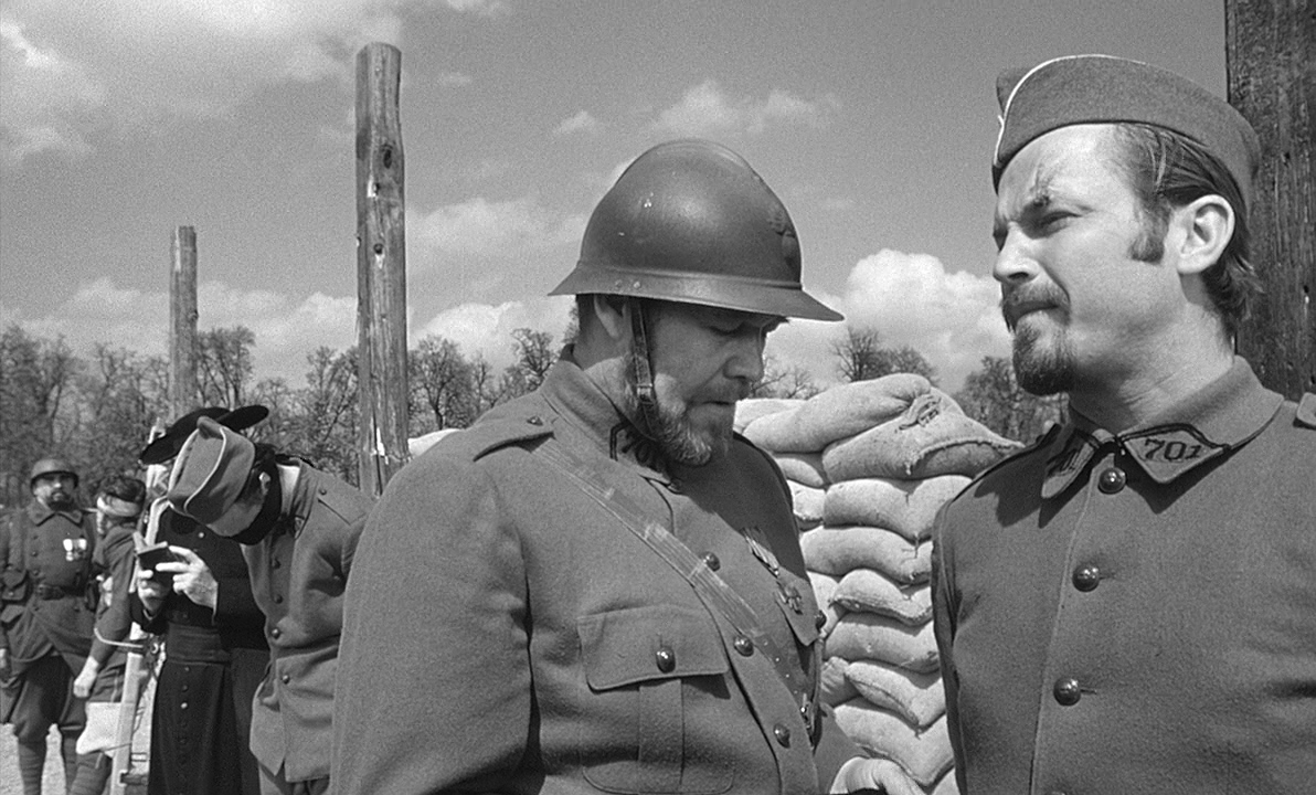 光荣之路剧照的剧照