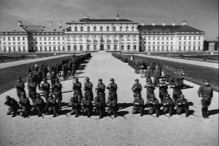 光荣之路剧照的剧照