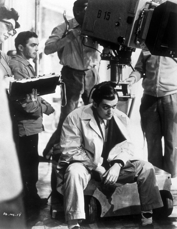 光荣之路剧照的剧照