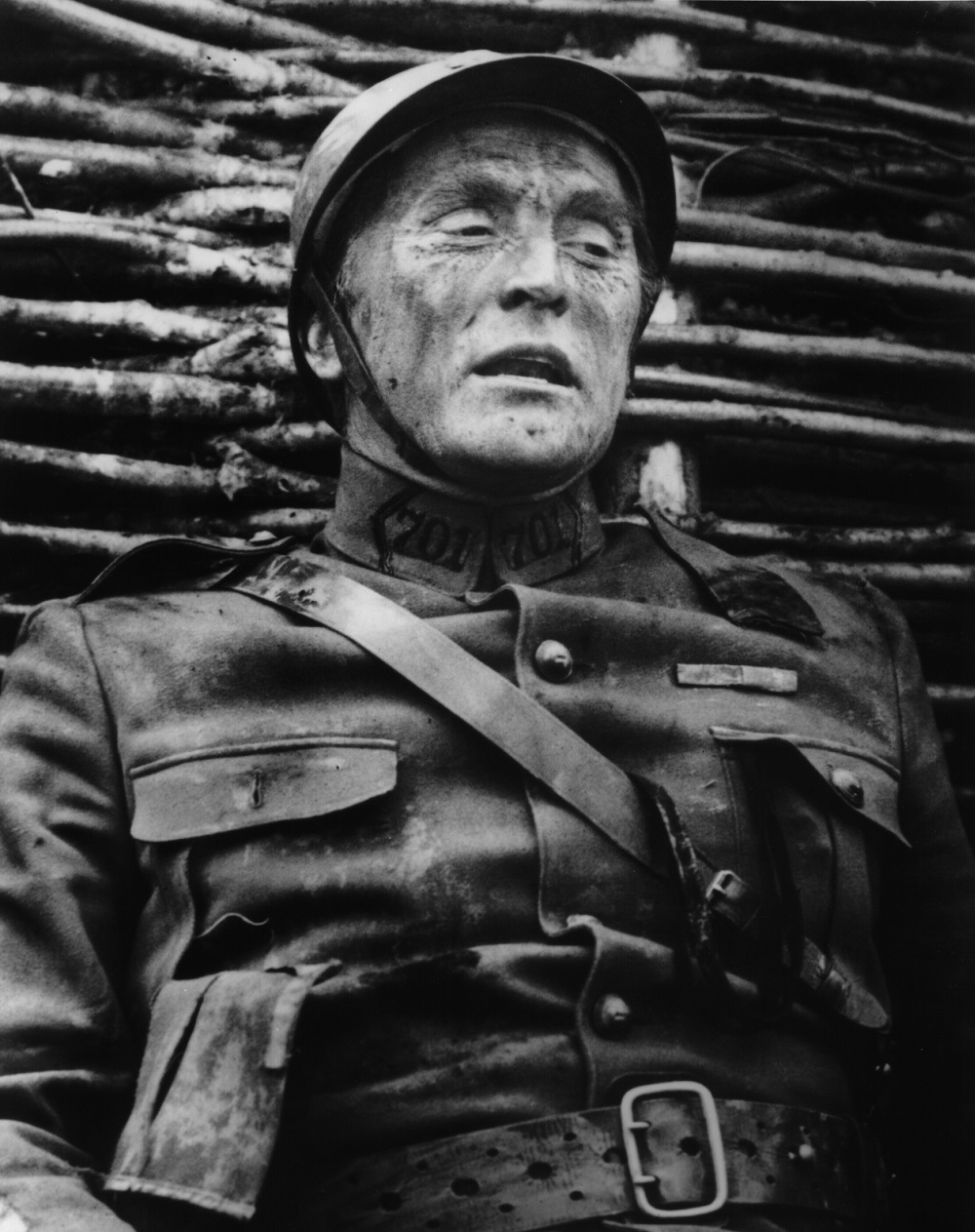 光荣之路剧照的剧照