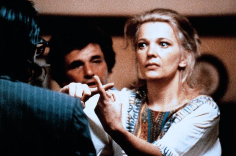 受影响的女人剧照的剧照