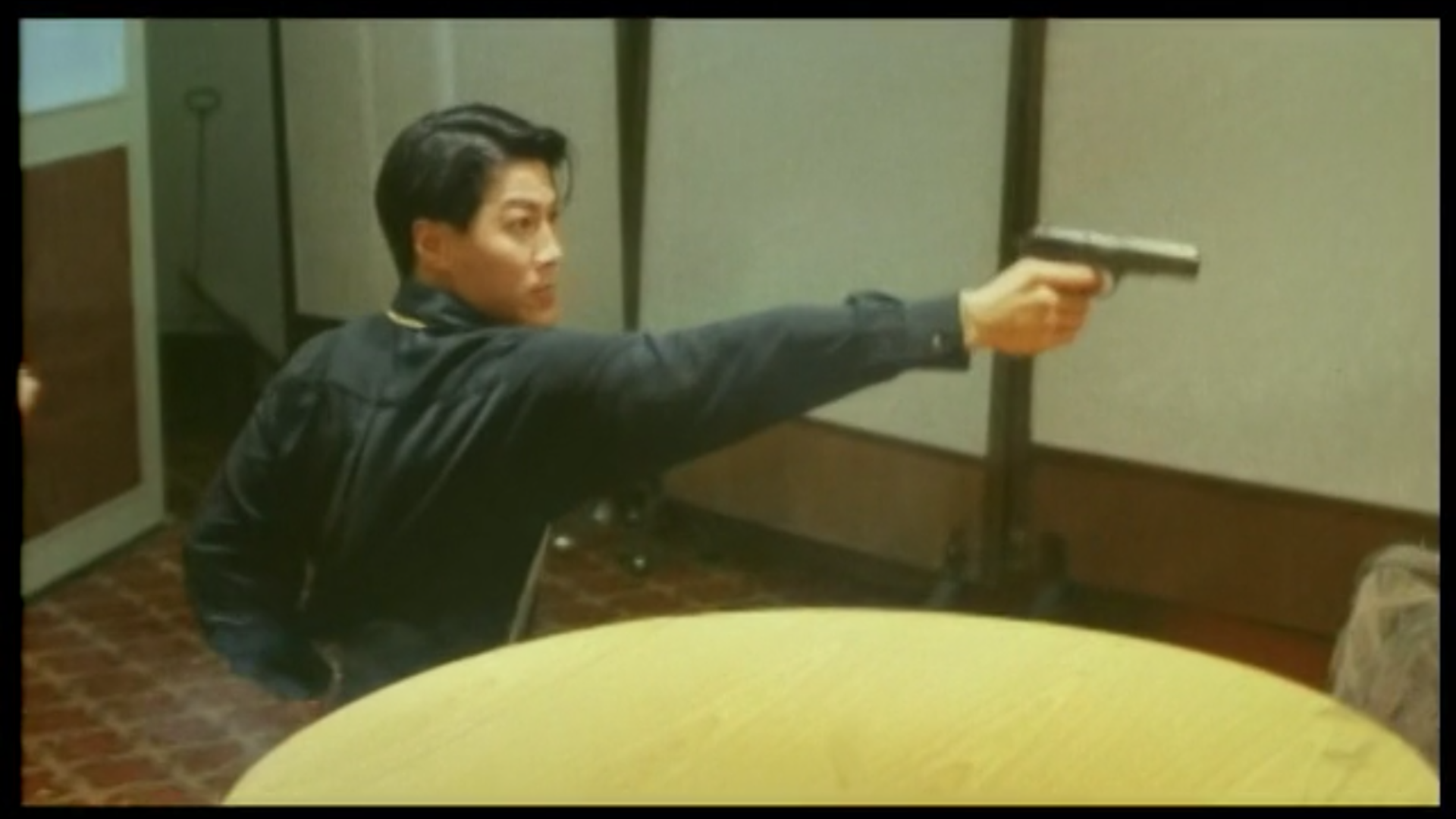 醉生梦死之湾仔之虎剧照的剧照