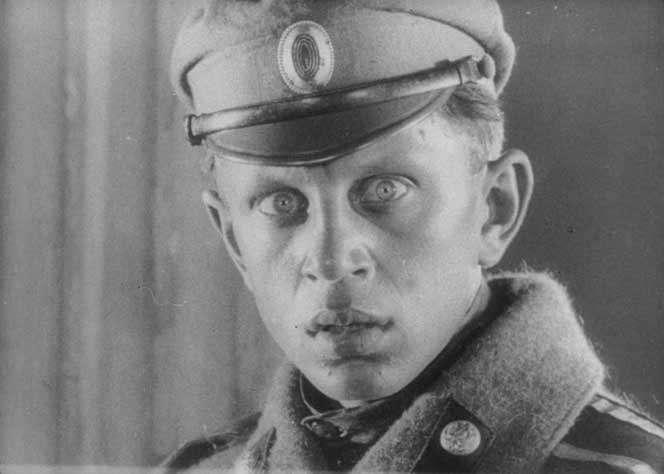 十月剧照的剧照